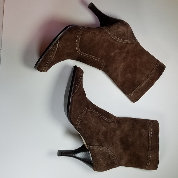 Nine West brown suede heeled booties. Sz 8. - Picture 2 of 8